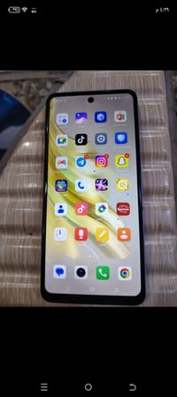 انفنكس زيرو 20 • ٢٥٦ • ١٢ رام