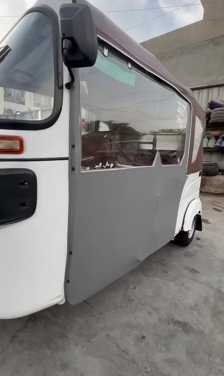 السلام عليكم 
2021 شهر ال 11  

كشر كفاله عدا هاي الطخه اليم السايد بريك 

مكينه كفاله حته من التفيلس 
رقم عربي هزه جديده  سنويه بسمي ابيع عقد مروري 

مكاني البياع 
***********
السعر اتصل وتدلل
