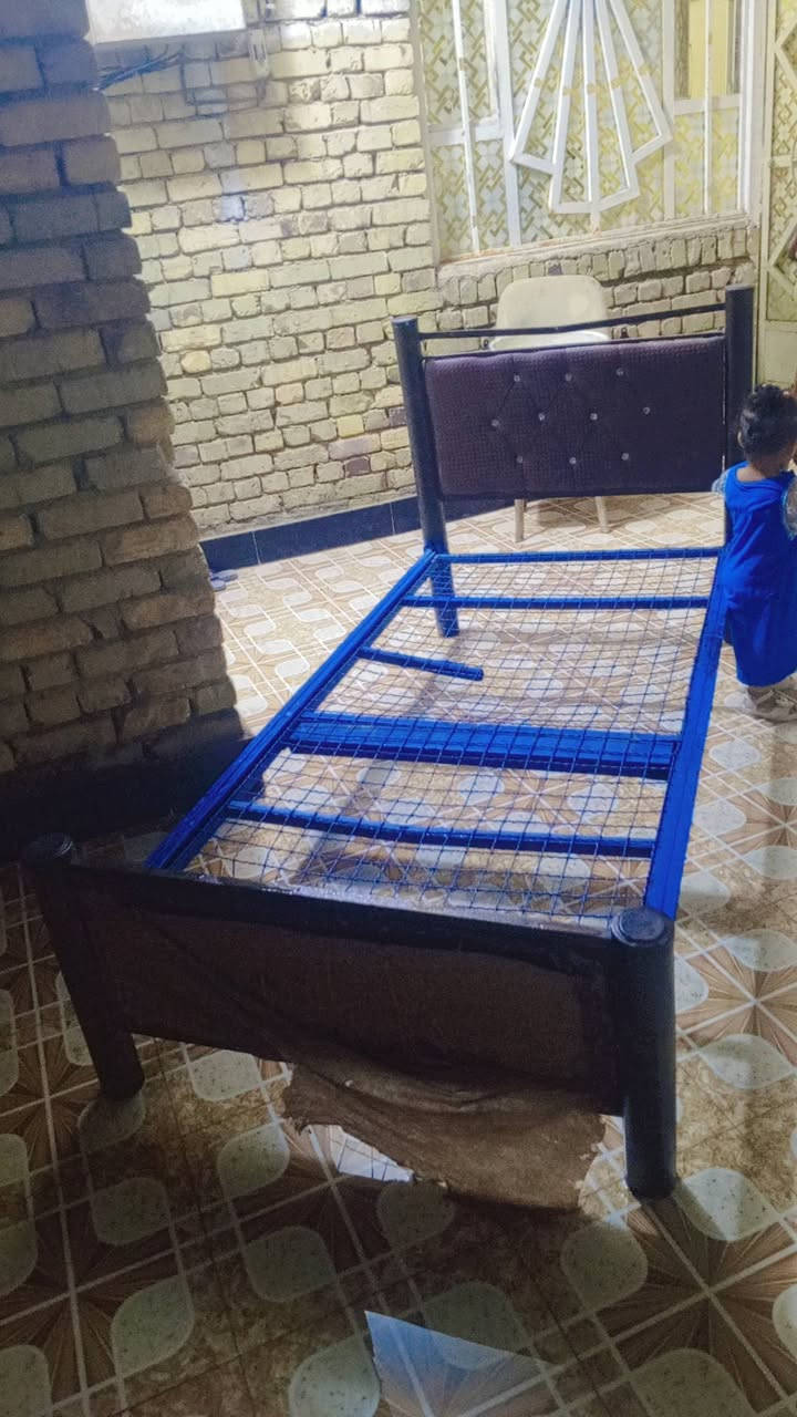 چربايه ام نفر شراي يراسلني 

*********** بلشطرة

