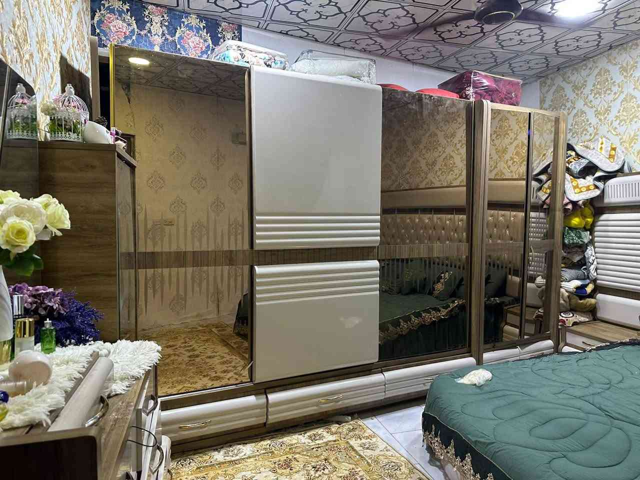 السلام عليكم
غرفه نوم تركي 10قطع 
نضيفه  
العنوان:ميسان حي الحسين الجديد 

السعر: مليون 

الرقم : ***********
