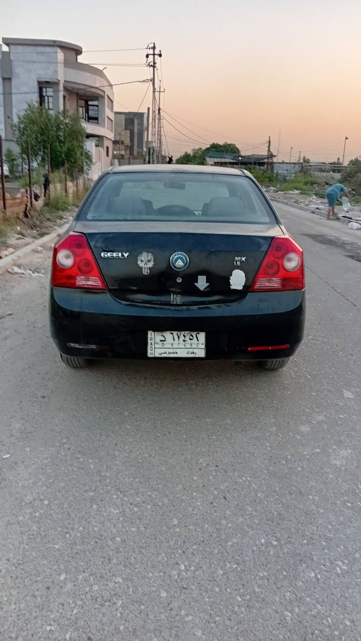 السلام عليكم جيلي ام كي موديل ١٢ رقم بغداد مشروع وطني لا  ضربه ولا صبغ تخم تاير مكينه وكير جدد سياره جاهزه وخير من الله تخم تاير جددالسعر ٢٥رقم الهاتف ***********
