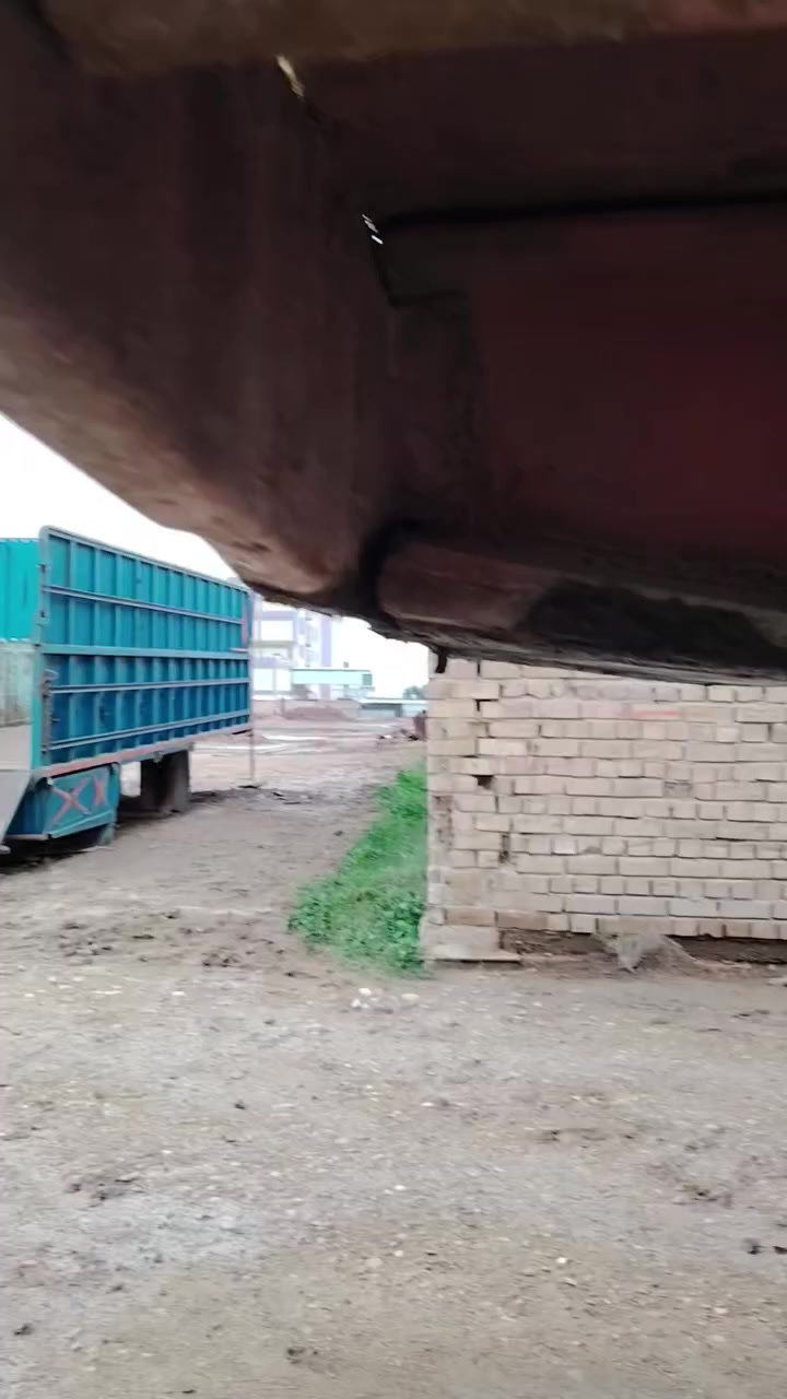 للبيع عربانه حداديه المكان الكوت /***********
