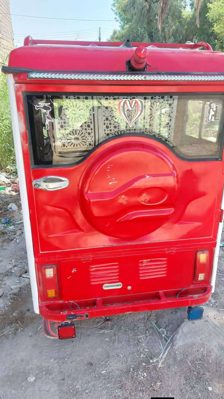 تكتك صيني موديل19 
أوراق كاملة كمرك 
بدون نواقص كاملة مكملة س 1500 أقل من سعرها
مكان  الحسينية الراشدية مكلف بالنشر 
***********
