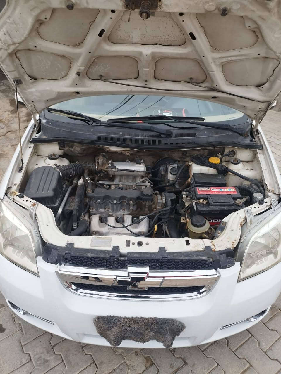 سلام عليكم افيو للبيع 2011 سعره 56 وبيه مجال
كير مكينه خير من الله 
تبريد ثلج 
صبغ عام 
مكاني نجف
***********
