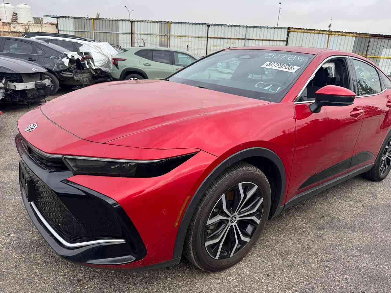 تويوتا كراون 2024 السياره موجوده هسه بالحره ابيع بالحره حادث جدا بسيط تجي بارد لان مكان الضربه جوه التريشه السياره جديده   الكمرك تقريبا ويه النقل والضربه والتعقيب كامل توصل  ٦٣ ورقه هايه تكلفة الكمرك فقط السعر ٢٢٥٠٠ بدون كمرك يعني ٢٢٥ ورقه وبيه مجال شويه والي عنده كتاب شهداء تصير عليه بلاش للاستفسار ***********
