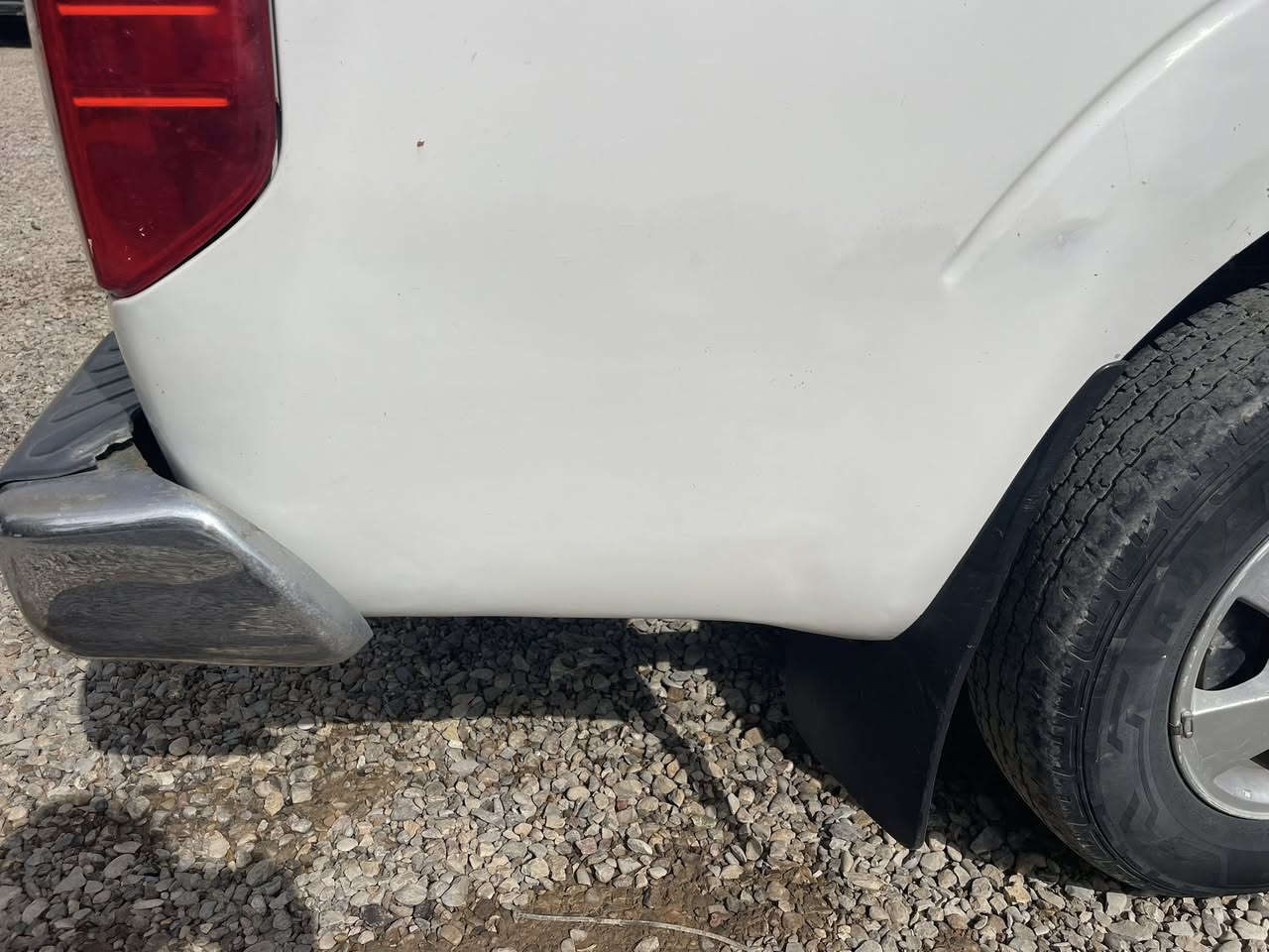 سلام عليكم للبيع بيك أب نيفاره 2008كير اوتماتيك كير محرك مجفت جديد لاصرف لابخار بيها طخه بلبدي مصورها غير هذا مكفوله تايرات نص عمر والسياره حلوه رقم ديالى سعرها 90 بيها مجال الرقم ***********
