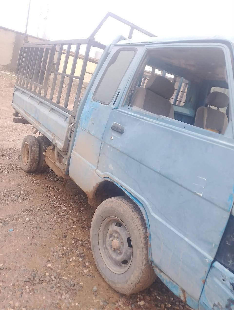 سلام عليكم كياى حمل  ترهم مروس  وترهم من كعده بل شهر ٢ رقم صلاح الدين فحص محرك وكير مالا بزون شرط محرك وكير توير جدد  مكاني جنوب الموصل القياره***********
