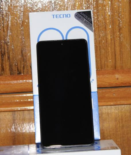 السلام عليكم
تكنو كامون 20 برو 
ذاكره 256
شاشه 120Hz
جديد قليل الاستخدام 
السعر 180 وبيه مجال


**إذا كنت صاحب هذا الإعلان وتريد حذفه لأي سبب، رجاءا أرسل رسالة إلى الدعم الفني**