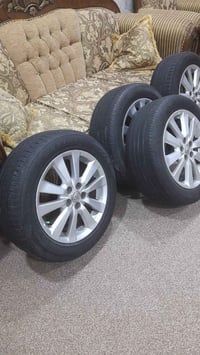 ويل كب مع الاطارات كورلا النترا (١٦) السعر ٢٥٠ وبيه مجال مبايل ٠٧٨١٢٨٩...