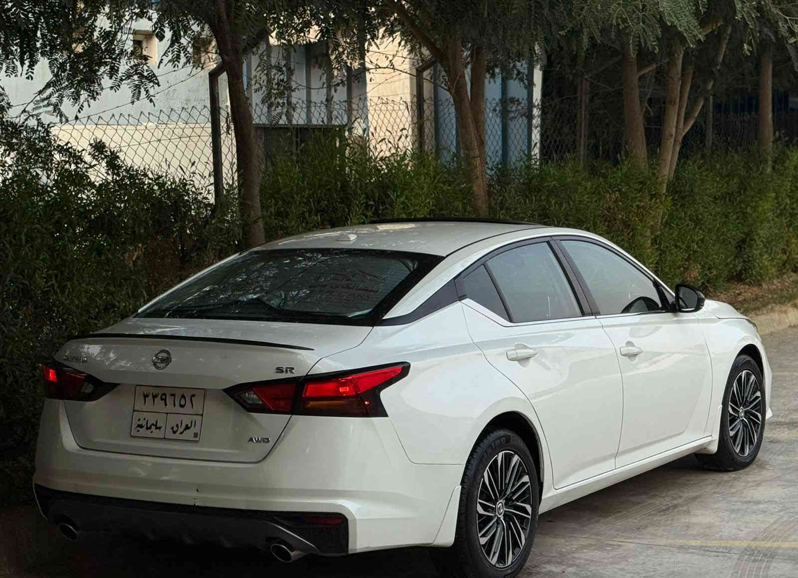 اللهم صلي على محمد وال محمد 
السلام عليكم 🫡 

اقرا التفاصيل كامل صور حادث وسونار موجود بالمنشور خابرني وتشلع عيوني 
نيسان التيما 2019 رقم السليمانية بسمي تحويل وكاله جاضر سنويه جديد تنتهي2027
فئه SR
بالنسبه للمواصفات 
السياره بلاص 1/1
سقف سلايت تشغل عن بعد 
كشن جلد +كشن كهربائي 
كشنات تدفئه 
سايد بريك بصمه 
شاشة كبير 
رادارات جانبيه 
شفتات ستيرن 
تحكمات جهتين 
كامرات جانبيه 
كارب بلاي 
شحن لاسلكي 
مقاعد خلفي شحن تابسي 
مري شفط+مري لابتوب 
لايتات عالي ناصي كله زنون 
حجم محرك2500
محرك كير وضع شركه برغي مامفتوح 
ماشيه 79الف 
دهن كير مبدل جديد 
دهن محرك مبدل جديد 
تخم تاير مبدل جديد 
صدر امامي خلفي جديد
سبير مانازل 
بصمتين مع السيارة 
ملاحضه السيارة مكفولا من صبغ وتبديل 
فقط 3اماكن بارد مصلح BDR
مكان السيآره كركوك قضاء داقوق 
السعر158بيها مجال 
***********
