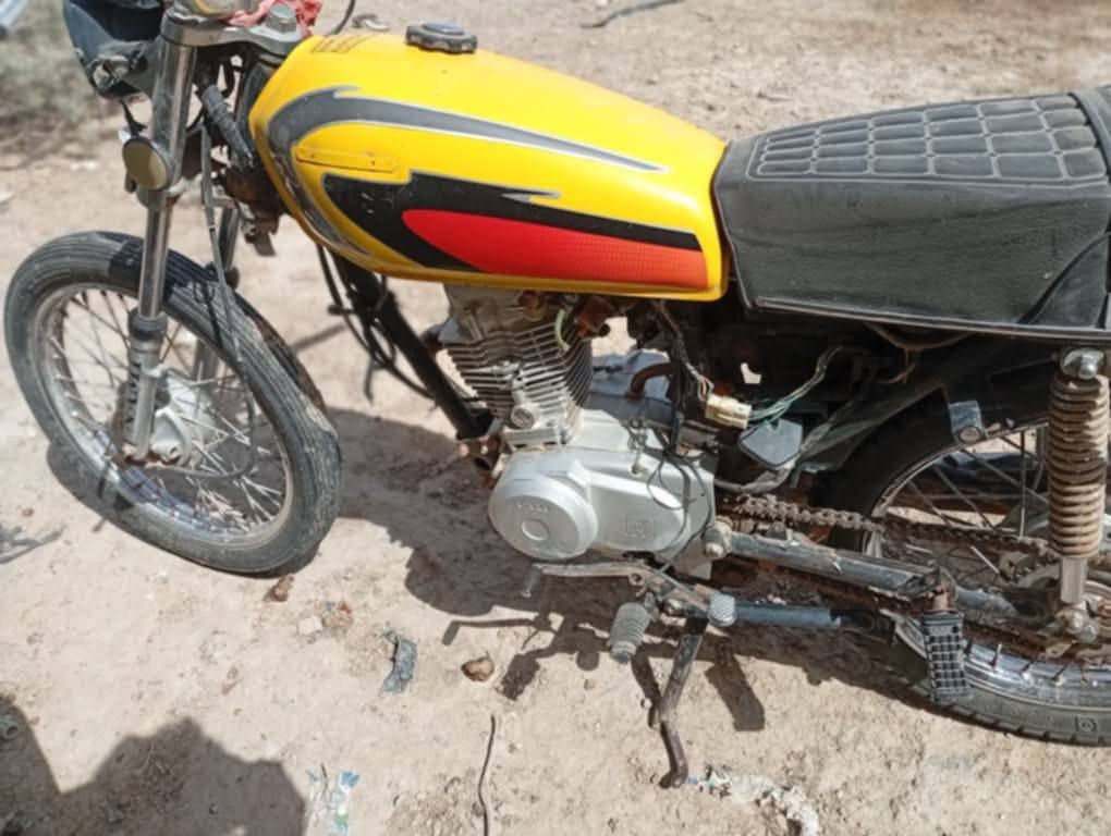 سلام عليكم  دراجه للبيع موديل ٢٠ اوراق اصوليه محرك شاصي مكفوله كفاله عامه الرقم  ***********
