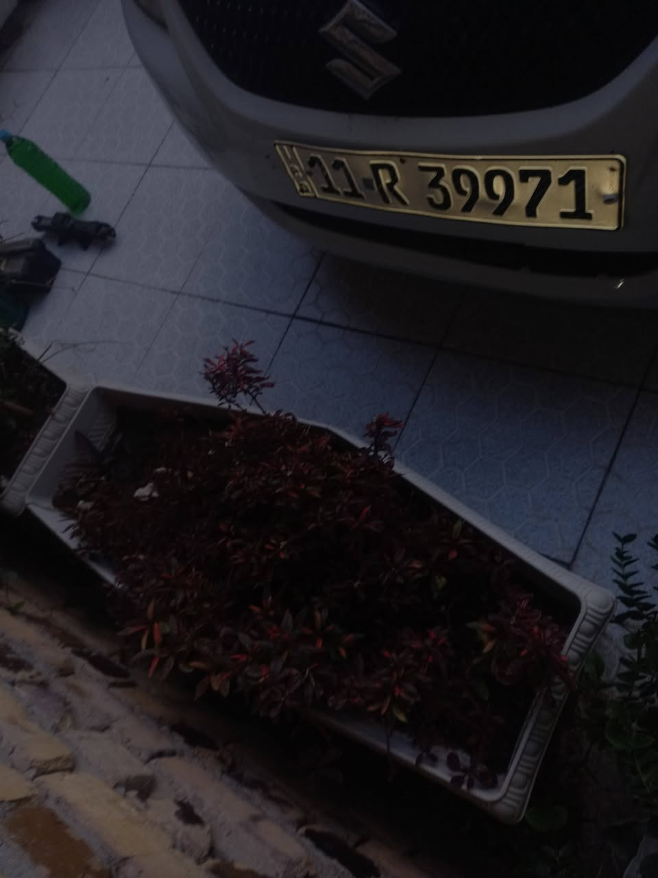 ساسوكي للبيع موديل 2014 مكفوله بسمي  من الصبغ مكان السياره بابل مركز المدينة ماشيه موضح بالصوره السعر 80وبيها مجال رقم ***********37
