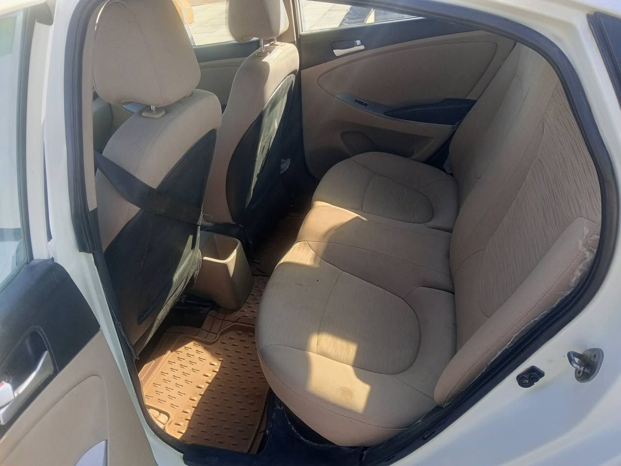 سلام عليكم من رخصت الادئمت اكسنت خليجي مديل 2016 فول مواصفات كفاله عامه من عده المدكر مدل بيه جديده كلش حلوه سعر 95 وبيه مجال الحك الجيه ***********
