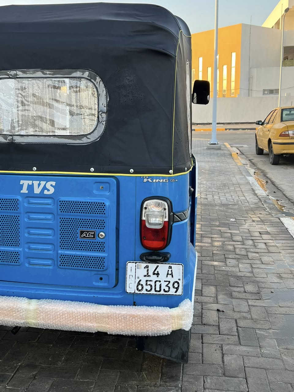 السلام عليكم تكتك للبيع 2022 رقم وسنويه تحويل ثاني يوم
تكتك بديها (كفاله عامه)

 مكينة مجفتة تجفيت جديد ومظبوط 

السعر 8 مليون (بيها مجال قليل)

رقمي ***********

مكاني: البصرة - قرب المدينة الرياضية
