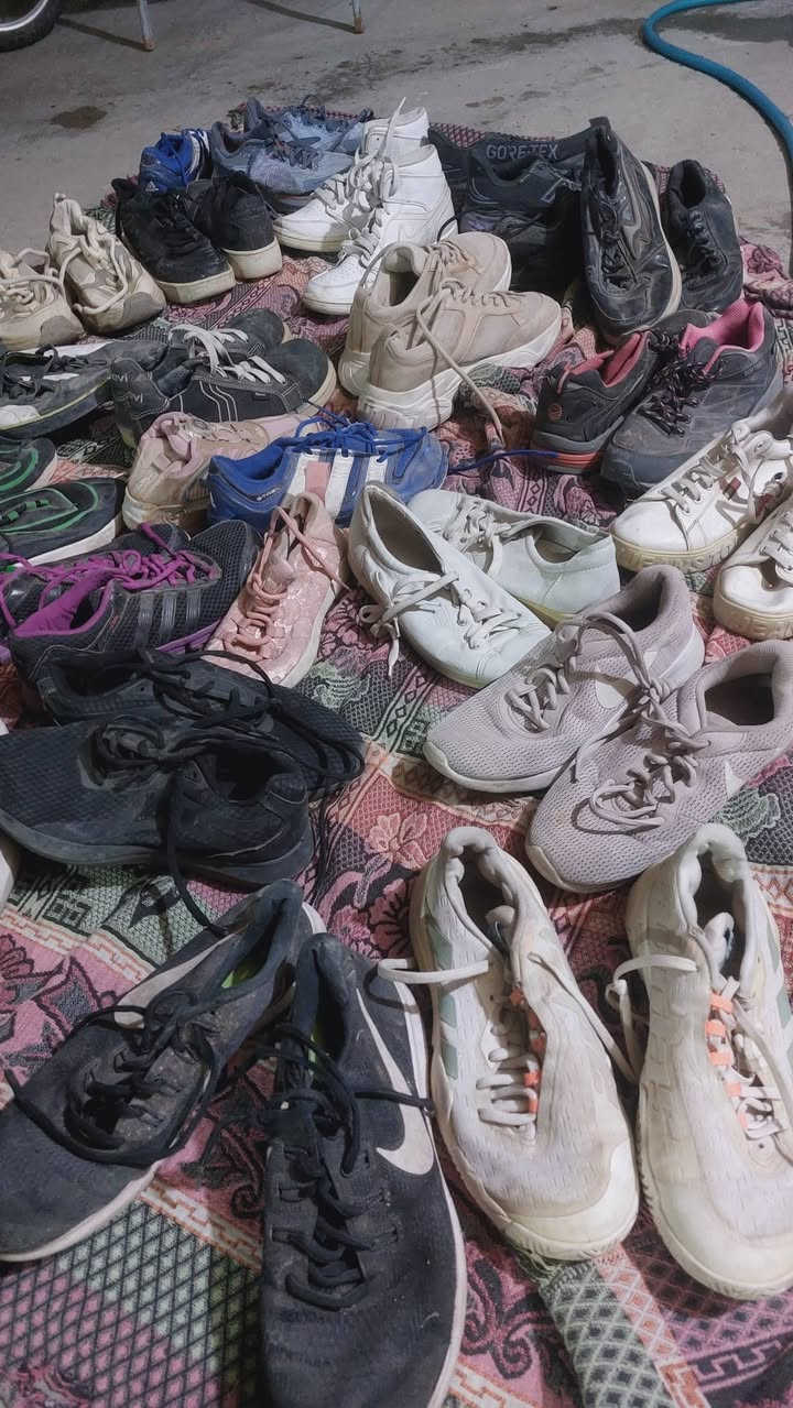 عيني احذيه باله اوربيه للبيع كونيتين تقريباً بيهن 48 زوج احذيه 60الف


**إذا كنت صاحب هذا الإعلان وتريد حذفه لأي سبب، رجاءا أرسل رسالة إلى الدعم الفني**
