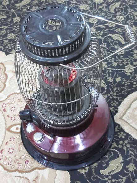 صوبة نفطية علامة تيربو
للبيع والاستخدام لموسم واحد فقط 
موبايل  / ***********
