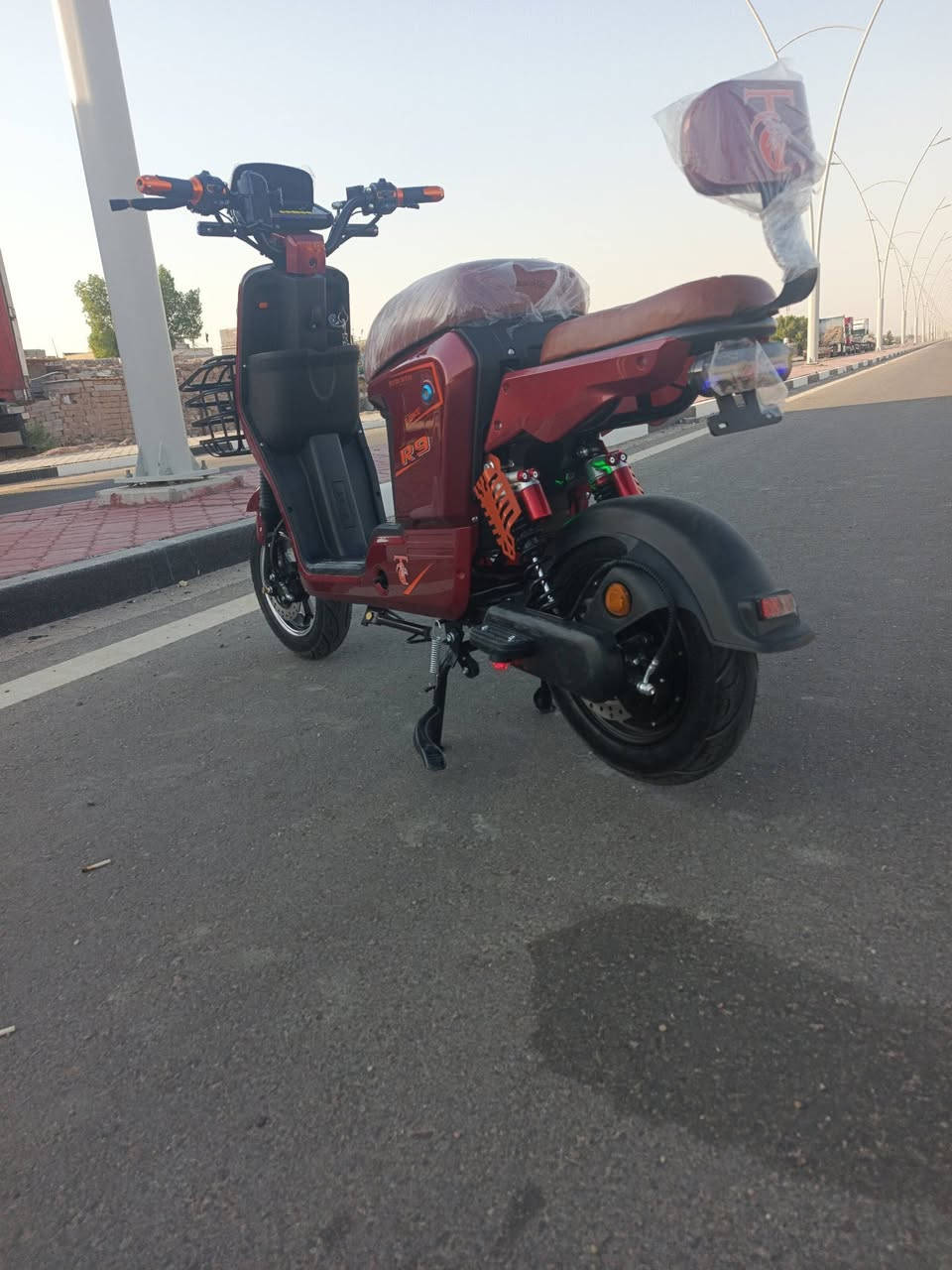 دراجه ار تسعه مديل ٢٦ وكاله جديد بطاريات ٣٢ كامل الملحقات السعر ٦٥٠ قابل للتفاوض 
العنوان البصره القبله حي الشهداء 
الرقم للتواصل ***********
