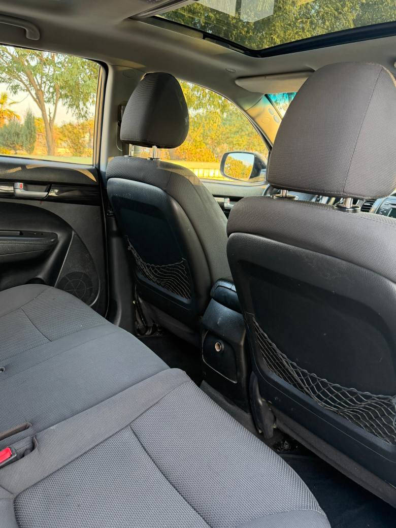 السلام عليكم
للبيع او مراوس
كيا سورنتو 2012 خليجي
مكفول كفاله عامه
بيها سونارات ثنين مرفقات
اخر شي بل صور 
موصفات
فول عدأ بصمة
رقم أربيل هزة وسنوية 2031
وبراد 2027 يعني كبل بسمك 
بنوراما 
جام اتوو
محرك 6 سلندر 3.500
7 راكب
محرك كير مكفولات ممفتوحات
حساسات خلفية
لد خلفي
5 تايرات جديدة مع السبير
5 ويل كب
ويل كب 18
كروس او مثبت سرعة
يدات نيكل
داخل اسود المرغوب
مري شفط
اشاير بل مري
تحكمات ستيرن جهتين
تبريد بيانو منفصل
تبريد ثلج
السياره جديده وحلوه كامله مكمله حتى كتلوك الشركة  بيها 
مكان السياره _ديالى _ المقدادية 
السعر ( اتصل )
رقم الهاتف *********** بغداد, العراق
