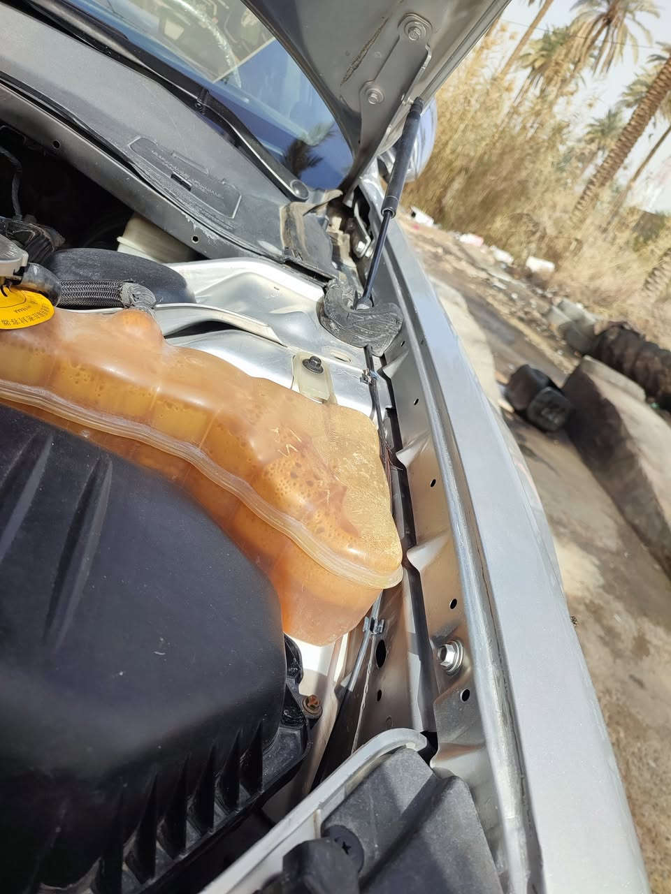 أوباما 2012
وارد كندي 

ماشية:-210k

حدثها جاملغ خلفي بدون دواخل طخه بسيطة كلش

مواصفاتها 

كير ومكينة مكفولات 

حدادية جديدة

تخم تاير هستوني شادة 

كير طيارة

شاشة جبيرة 

كامرة 

بلوتوث

تحكم جهتين

كشن كهرباء 

كشن جلد

بصمة تشغيل

تشغيل عن بعد

ويل كب كروم

منظومة زنون

المكان.. الحلة 

ه‍:ـ  ***********
