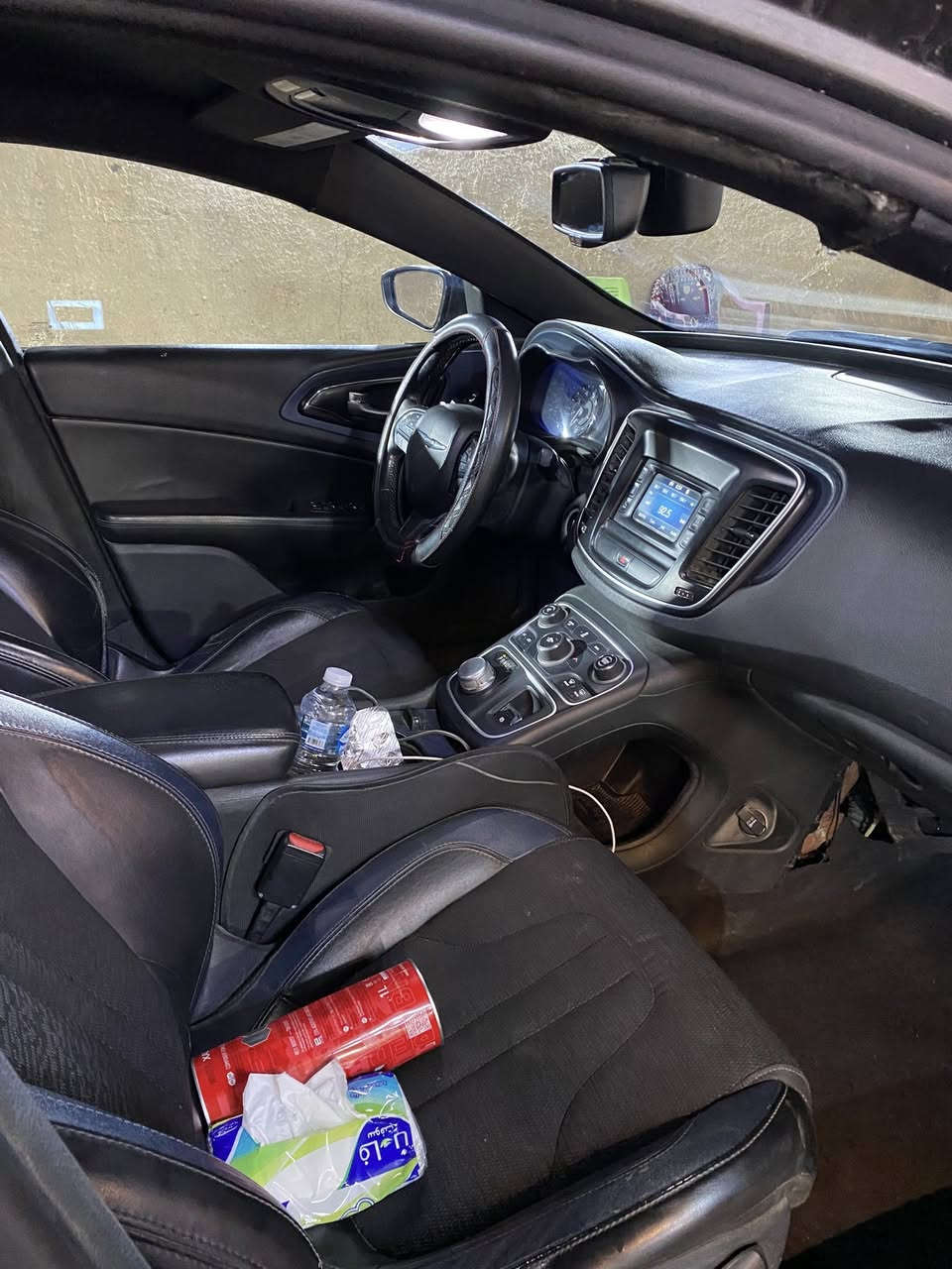 سلام عليكم
كرايسلر 200 فئة s
نص فول
كير مكينه فول
تبريد تدفئة فول
شاشة وسط 
شفتات سترين
دشبول s
تحكمات
كشن كهرباء جلد ومخمل 
حادث سيارة بجم حريق مواصل للداخل وبلعراق صبغ باب السايق
رقم انكليزي جديد
مكان سيارة بغداد الكاظمية 
معلومات اكثر اتصل علئ الرقم غير متواجد فيس ‭
‭0776 093 6500‬
