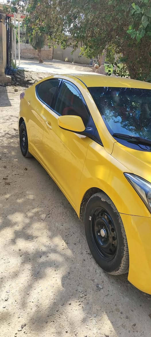 النترا2014 امريكي 
تبريد حداديه تخم تاير دوشمه ارضيه وكشنات كله تمام مكينه وكير مكفولات حادثها جاملغ وبنيد فقط رقم بغداد جاهزه من كلشي ماشيه ١٤٧. حقيقي كلشي بيها جديدمواصفتها شاشه صغيره كامرا بلاديه تحكمات بالاستيرن تدفئه  بالكشنات نظام ايكو مثبت سرعه السعر 108وبيه مجالل مكان السياره بابل 
اتصل ***********
