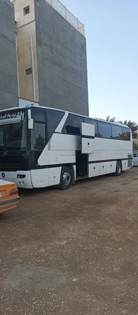 السلام عليكم باص للبيع 403 موديل 2007      ***********
