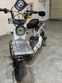 سعر ١٥٠  الف شحن ونضيف يشتغل بلبصمه 07709216804