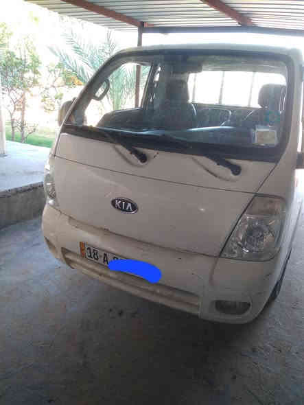 السلام عليكم 
كيا حمل 2012 مكفوله كفالة عامه ماعدا الدوسات بيهن جنزار سياره بلاديه محرك كير تبريد شغال مكانها المحموديه السريع الدولي شيشبار والسعر 97 وبيها مجال للطيبيين ***********
