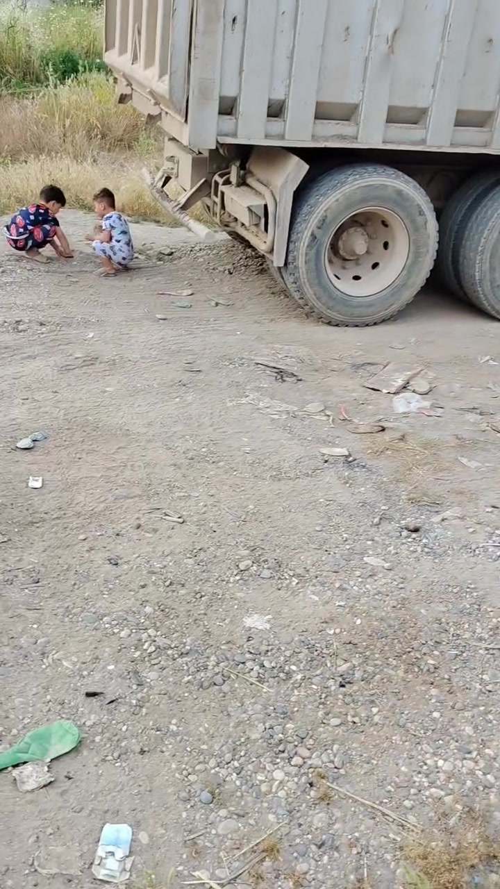 السلام عليكم #أرض للبيع المكان الموصل الأيمن حاوي الجوسق المساحه 170 متر مربع سند زراعي وبيها وصل بلديه
#الموقع خلف المسلخ للاستفسار اتصل
***********
السلام عليكم #أرض للبيع المكان الموصل الأيمن حاوي الجوسق المساحه 170 متر مربع سند زراعي وبيها وصل بلديه
