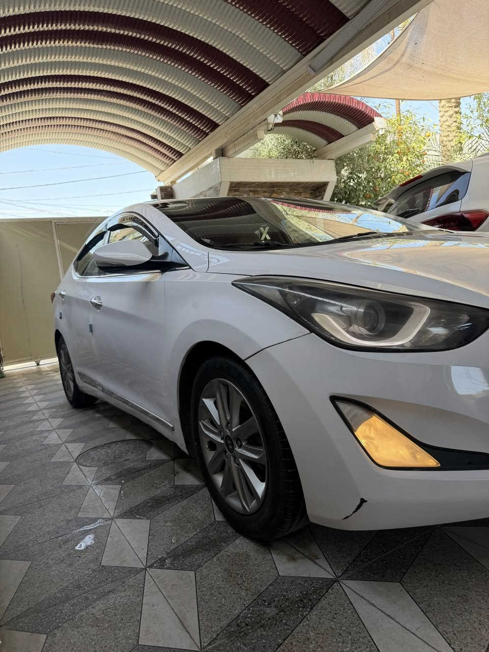 السلام عليكم
النترة 2015 خليجي gls فول الفول 1/1
سيارة بيها قطعتين صبغ جاملغ خلفي والباب طخة بسيطة
رقم اربيل تريد وكالة تريد تحويل 
مواصفات
فتحة 
بصمة
اشاير مرئي+ مرئي شفط
كشنات جلد +كهرباء
محرك 2000 دوش
شاشة كبير كامرة دوارة
ويلكب كروم+تخم تاير جديد
لدات امامي+لايت عدسة
كير محرك تبريد كلة لوك
مكاني كربلاء المقدسة
السعر 120 وبيها مجال
***********
