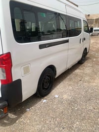 نيسان عاليه للبيع موديل 16 دوشمه جديده حداديه كير محرك رقم بغداد بيها ...