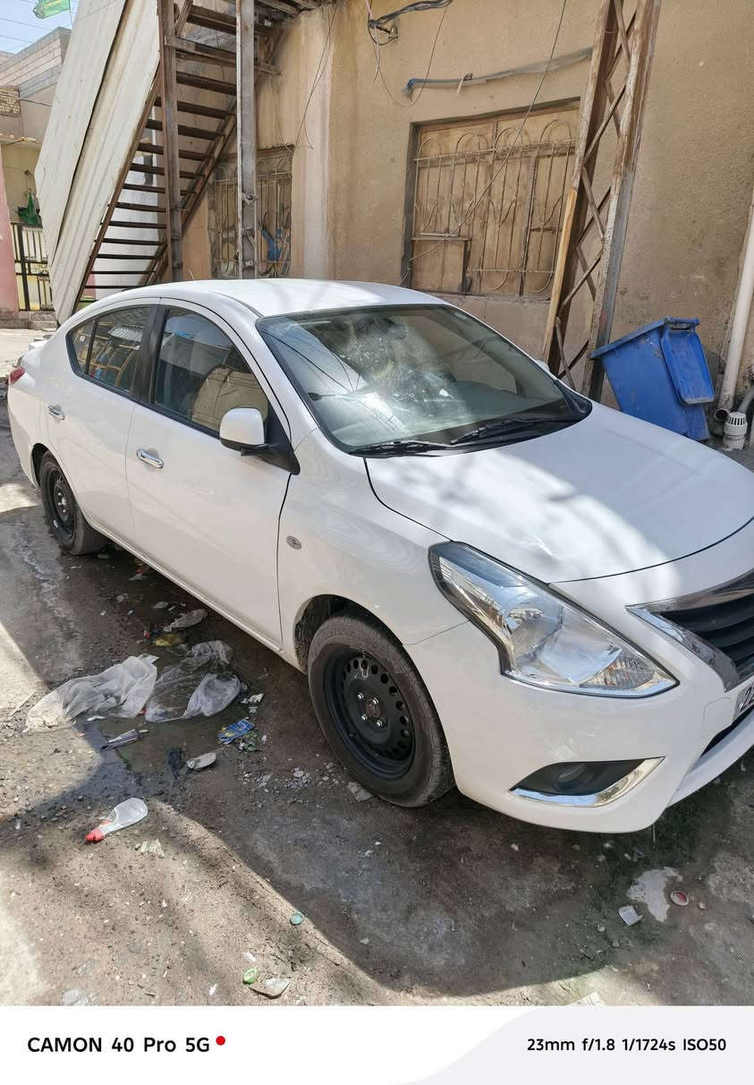 السلام عليكم نيسان سني هندي للبيع السعر 115 وبيهه مجال  مبدل بيهه  فقط جاملق الامامي موديل 24
مكانهه بصره ٥ميل للاستفسار اكثر اتصل ع ***********
