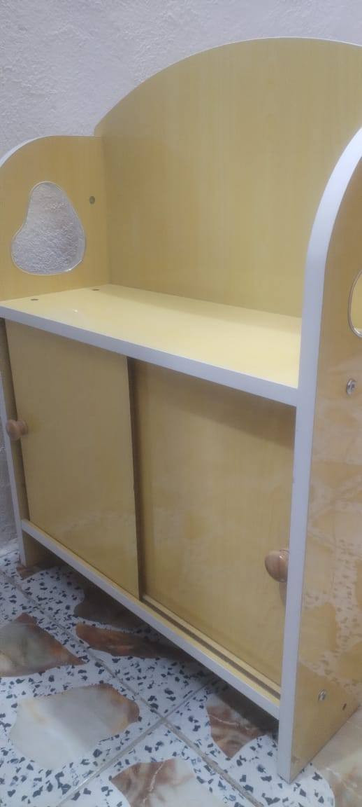 كاروك للبيع مامستخدم جديد ونضيف السعر 70 وبي مجال بس الشراي يتصل علارقام ***********
***********
