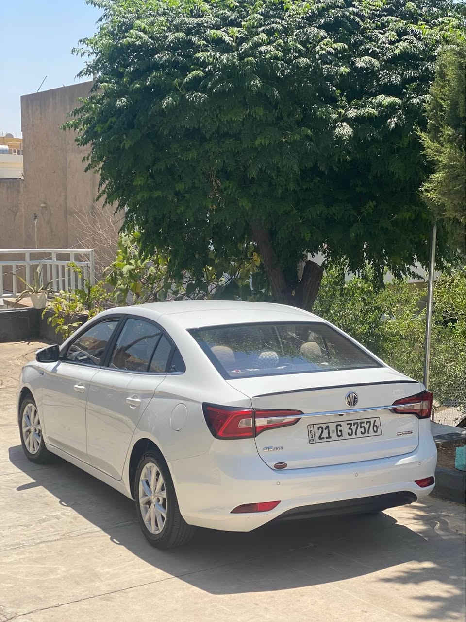 mg 5 2022
زەمانی شەریکە 
مواسەفات کۆمفۆڕد 
بەس جلدو سڵاید نیە 
شاشە کامێرە حاسە سوکان ڤۆلیۆم بەسمە …هتد
قەترە بۆیاخی نیە کەمێک وردەی هەیە زۆر کەمە شایەنی باس نیە
٢ ساڵ زەمانی تیا ماوە 
سەنەوی و هەموو شتێکی تازەیە
قفڵی ٩٧ گەڵایە بۆ ٩٦.٥ تەلەفون مەکە 
هەمو شتێکیم نوسیوە موشتەری تەلەفون بکە لە خزمەتام
لە سلێمانیم 
*********** السليمانية, العراق
