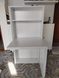 مكتب كمبيوتر • حالة جيدة • السليمانية