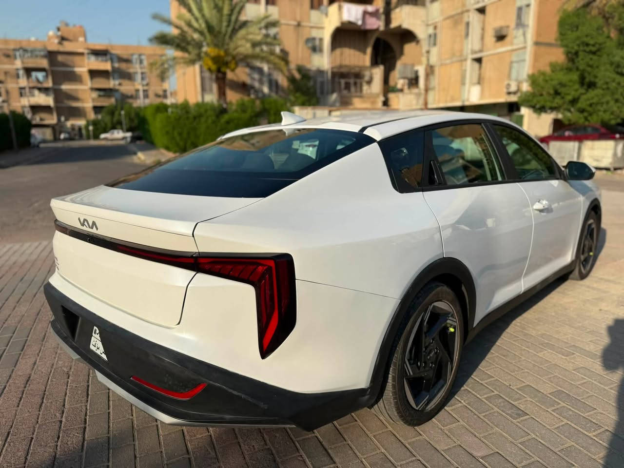 سلام عليكم 

‏2025 KIA K4, EX
 لون ابيض صدفي 
وارد امريكي الحادث الجاملغ الخلفي الايمن فقط بدون دواخل وايرباك صبغ على كدة فقط 

موصفاته 
كامرة 
شاشة متصل كامل 
ردار 360 درجة
سايد بريك بصمة 
بك لايت لد كامل 
داخل رصاصي 
بصمة 
انارة ترحيب 
ويل الحجم الكبير الرياضي 
مانع انزلاق 
تحديد المسار 
درايف مود تحكمات كامله 
سياره ماشيه 18 ميل 
دخول جديد رقم منفيست باسمي تترقم جميع المحافظات عدا اقليم كردستان 
صور الحادث ضمن المنشور 
عنوان السياره بغداد

للتفاصيل اكثر    ***********

