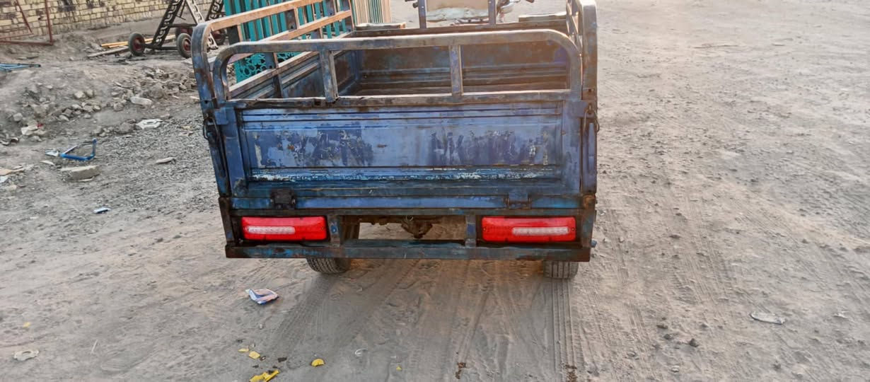 سلام عليكم ستوته للبيع
موديل 15 
سعر 600 
مكان بابل القاسم اوراق اصولي 

***********
