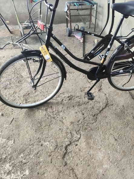 بايسكل بناتي 26
مديل 2021
شركه BD
نضافه 100%
مستعجل على بيعته  قيم وخذ 
عنوان كوت شارع النفط 
***********
