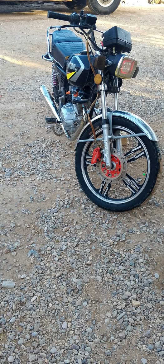 سلام عليكم دراجه 5كير موديل 23اوراق كامله مكاني بغداد تقاطع النهروان لاستفسار ***********
