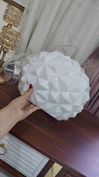 ثريات • بالكارتونه • مقاسات مختلفة