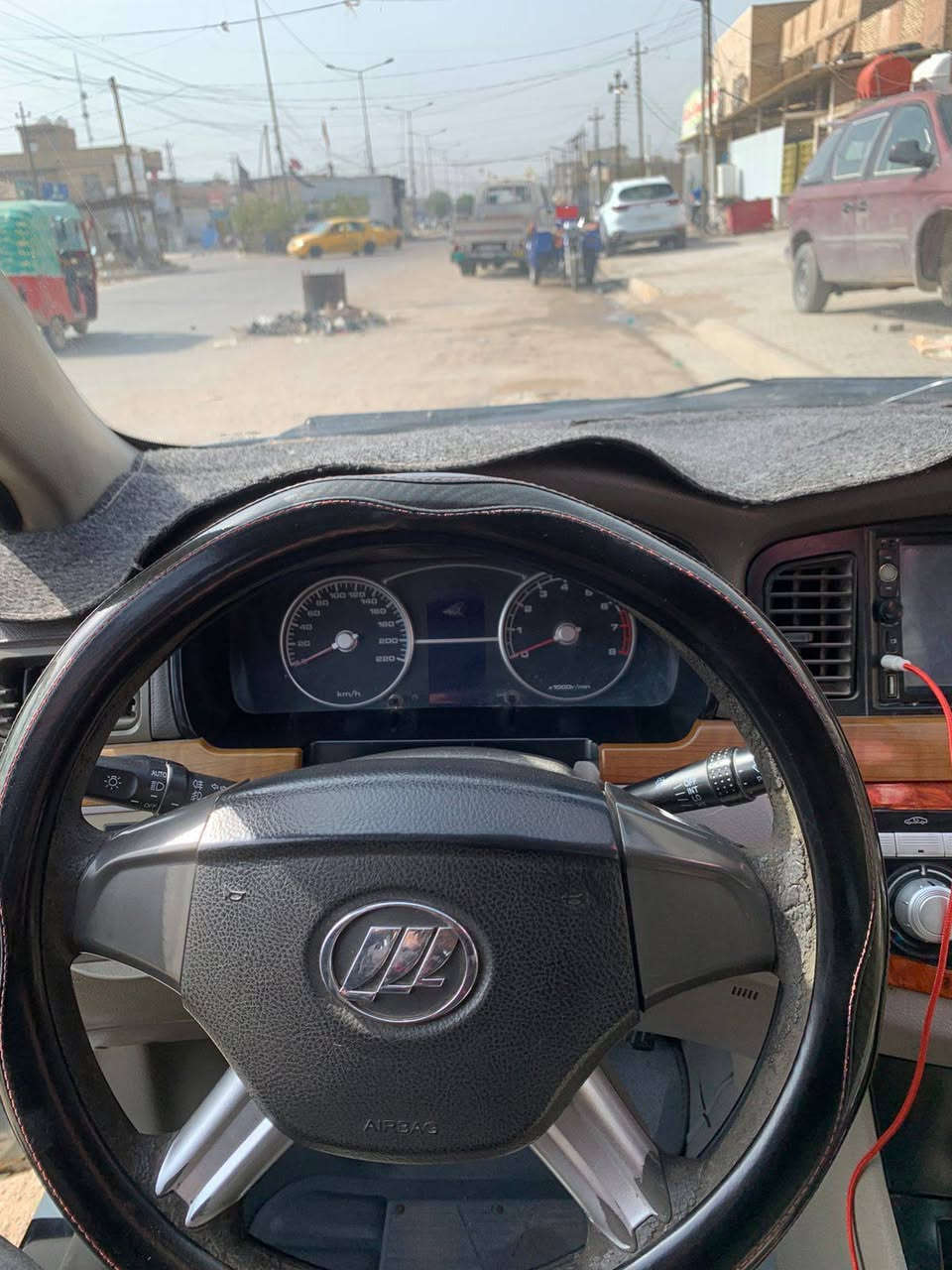 سلام عليكم سياره ليفان موديل ٢٠١١ كفاله عامه محرك وكير كورلا ***********
