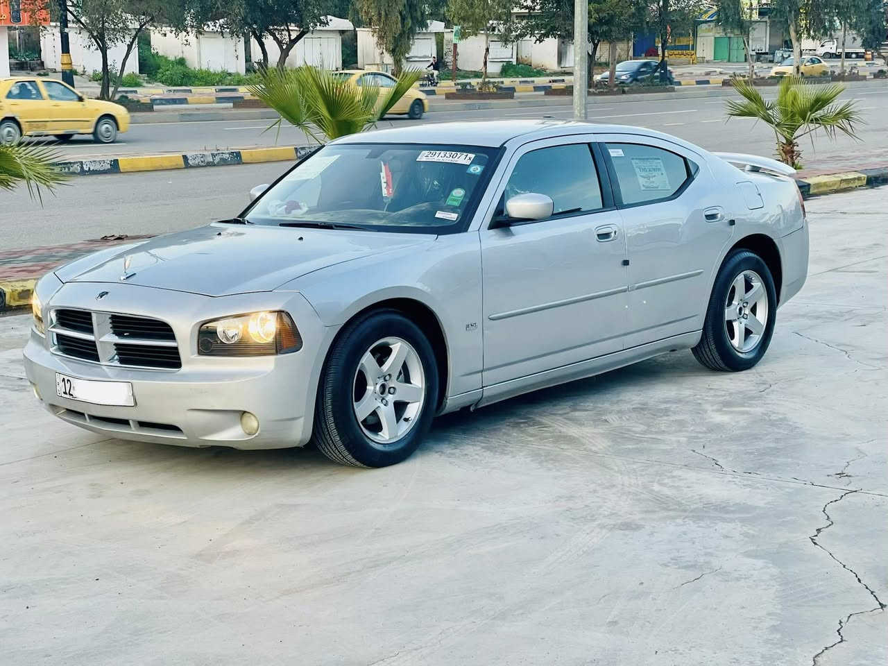 للبيع او مراوس 
جارجر 2010 السعر مناسب 112 مجال بسيط 
صبغ فقط ثلاث قطع بدون دواخل شواصي 
محرك 3500 اصل 
ماشيا 150 الف حقيقي شرط استخدام شخصي 
محرك كير تبريد طخم اكسل كلو شرط 
شاشه كامره خلفيه 
تبريد قطعتين 
سياره جاهزه ومايرادلها مصرف 
رقم نينوى جديد هزه سنويه جديده كابون بانزين بيها شرط التحويل 
للاستفسار مراجعة مكتب GXR لتنظيم عقود السيارات وبيع وشراء سيارات موصل حي تأميم فرع بانزيخانة تأميم
***********
