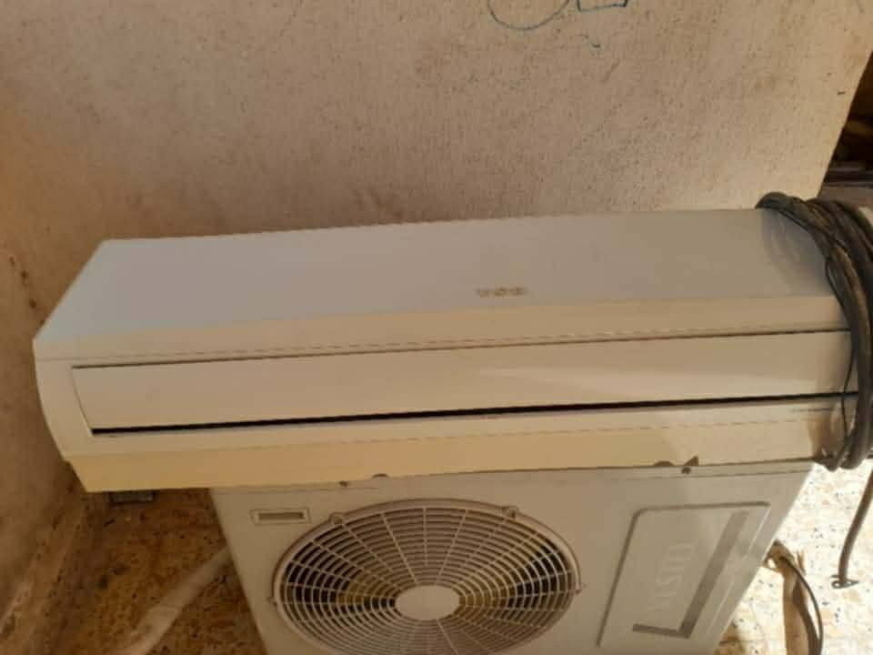 سلام عليكم نعمل تنصيب سبالت وتصليح وغسل شغل درجه اولى وسعار مناسبه ***********
