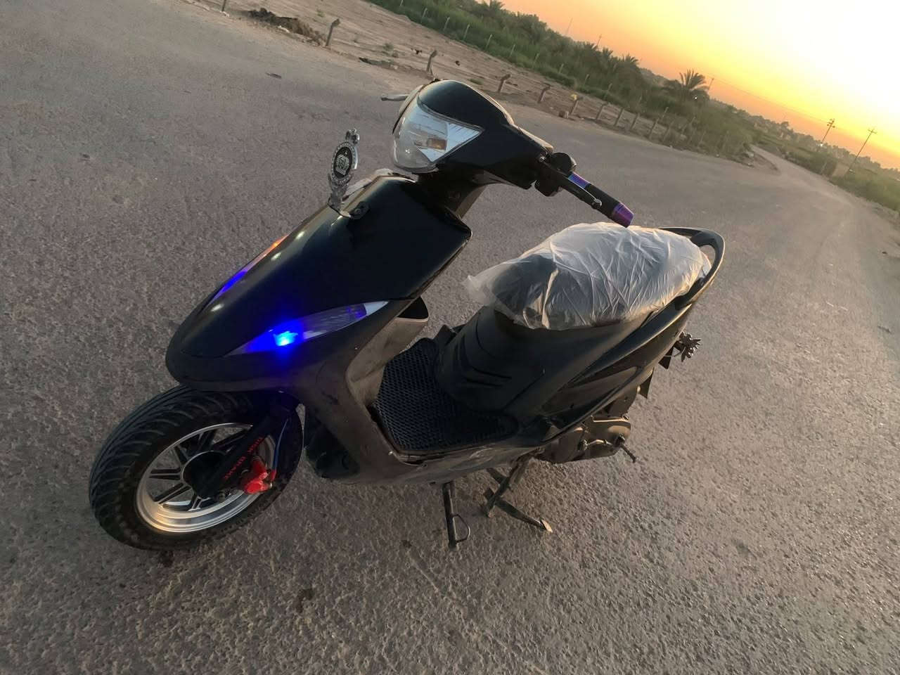 سلام عليكم شباب دراجه ماكس عدله للبيع مامفتوحه كفاله عامه اي ستفسار خاص ***********

