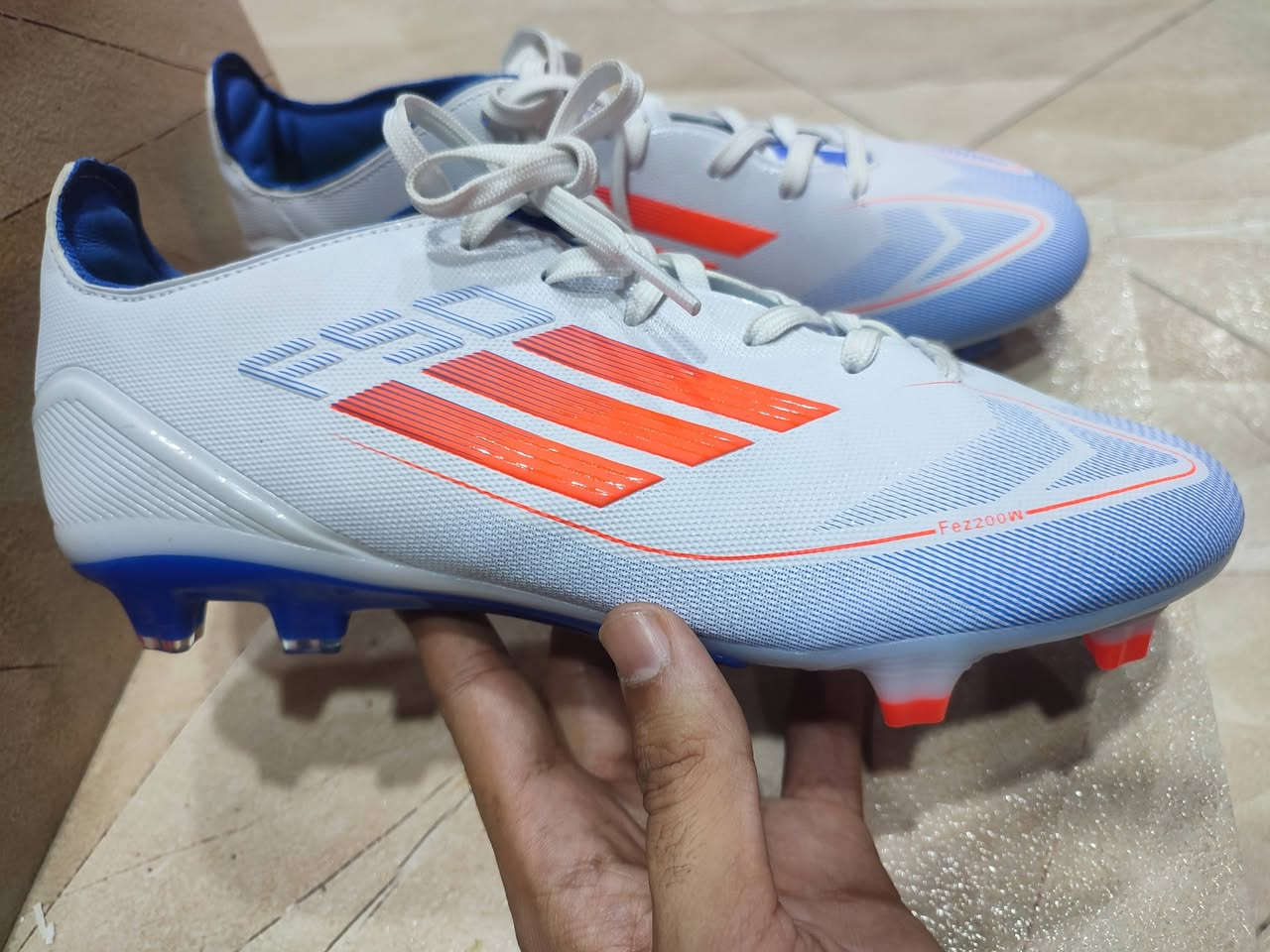 F50
صناعه فيتنامي وزن خفيف قياس 40 سعر 20


**إذا كنت صاحب هذا الإعلان وتريد حذفه لأي سبب، رجاءا أرسل رسالة إلى الدعم الفني**