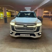 لاندكروز 2024 • تويوتا لاندكروزر • لاندكروزر VXR • سيارة دفع رباعي • ل...