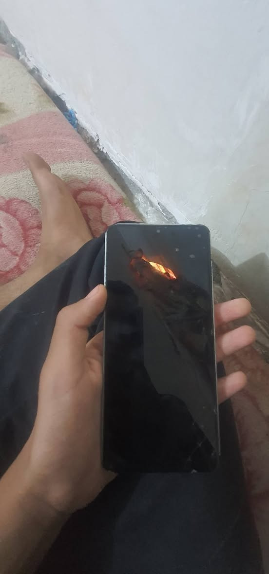 سلام عليكم 
بوكو x6برو 5g
شاشه 120هرتز 
وحش بل العاب 120فريم بكل العاب
شحن سريع بقدره 80واط
كامره تخبل108بكسل 
دبل شريحه 
جهاز نضيف زلغ ما بي ولا داخل صانيه جهاز بعده جديد
السعر300وبي مجال قليل
وتساب ***********
المكان الشطره
