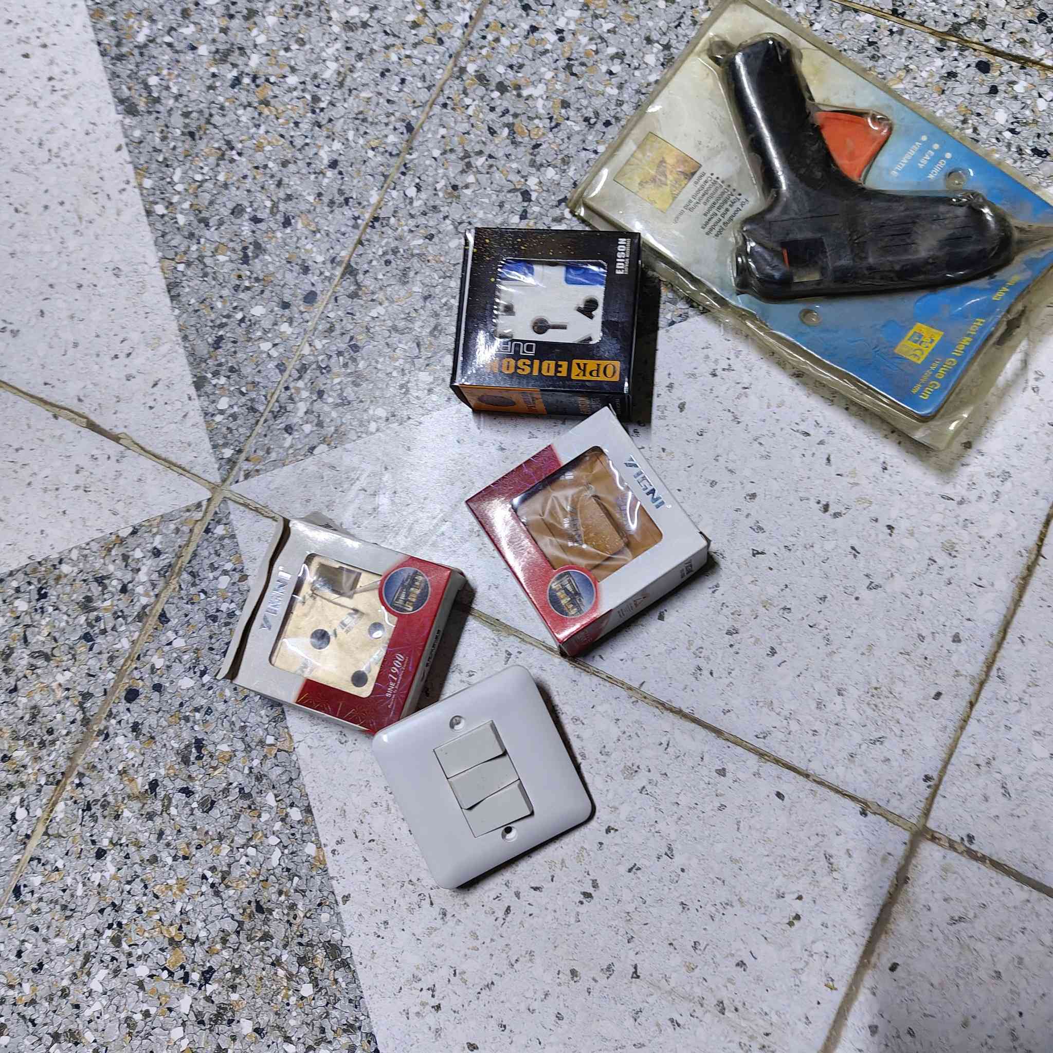 يا الله أسعار حلوه توجد توصيل تواصل
وستاب ***********
