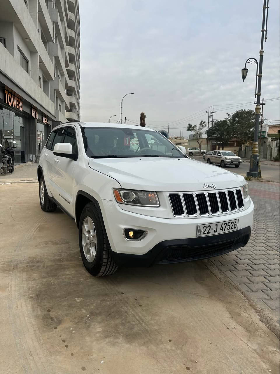 جيب لاريدو 2014 
سيارة كلين تايتل بدون صبغ شرت 
داخل أصفر محرك 6سلندر 
رقم موبايل 
***********
05701174104 كركوك, العراق
