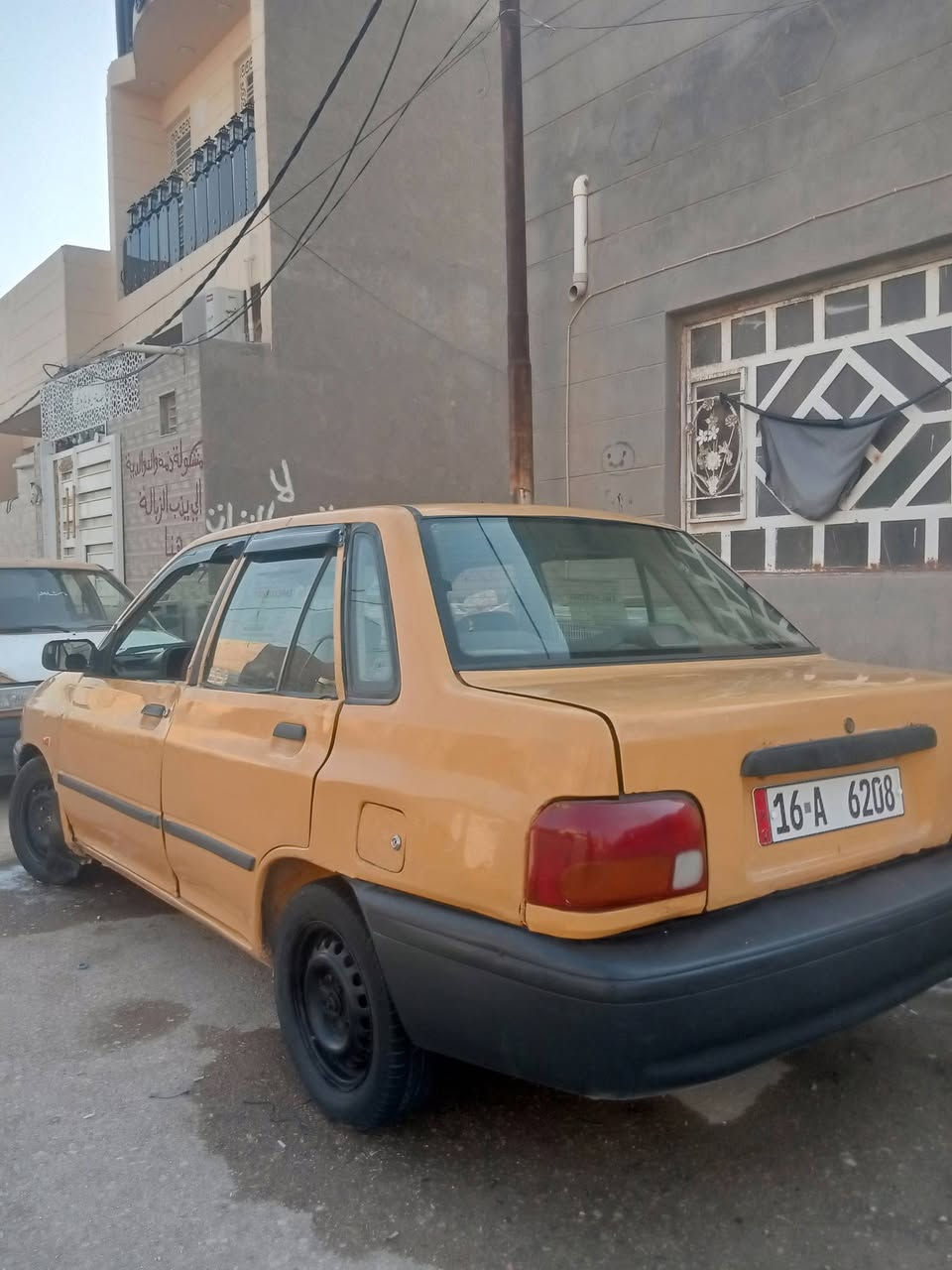 السلام عليكم اقرة المنشور  وخابرني
للبيع سايبه موديل 11 نكليزي جاهزه مكينه كير مكفولات تخم تاير نضيف سياره مال جناي يرادلها حداديه فقط دواخل جدد شواصي نعمه من الله تبريد مايشتغل 
سياره جاهزة وناعمه مكفوله من الضربه القويه السياره نعمه من الله شغل وطلع لايت بك لايت كهربائيات كله شغاله رقم قادسيه انكليزي راعيها بل ديوانيه اكعدك ويا سنويا لل29 مصفره هيئه  عليها غرامه 100 عل مشتري كشرها نعمه من الله مراوس ترهم حسب القناعه الشراي يدلل 

العنوان الديوانية الاسكان مقابل المعهد الفني 
الرقم ***********
السعر 17 وبيها مجال قليل
